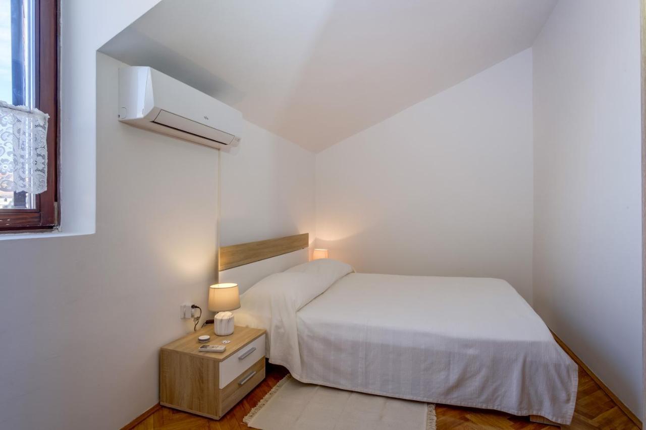 Oaza Apartment Mali Losinj Exterior photo