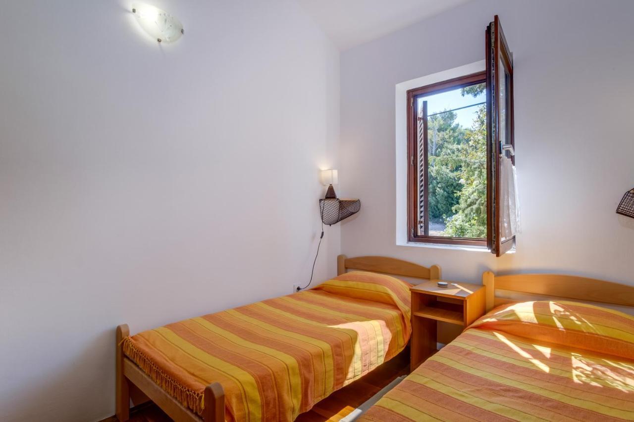 Oaza Apartment Mali Losinj Exterior photo