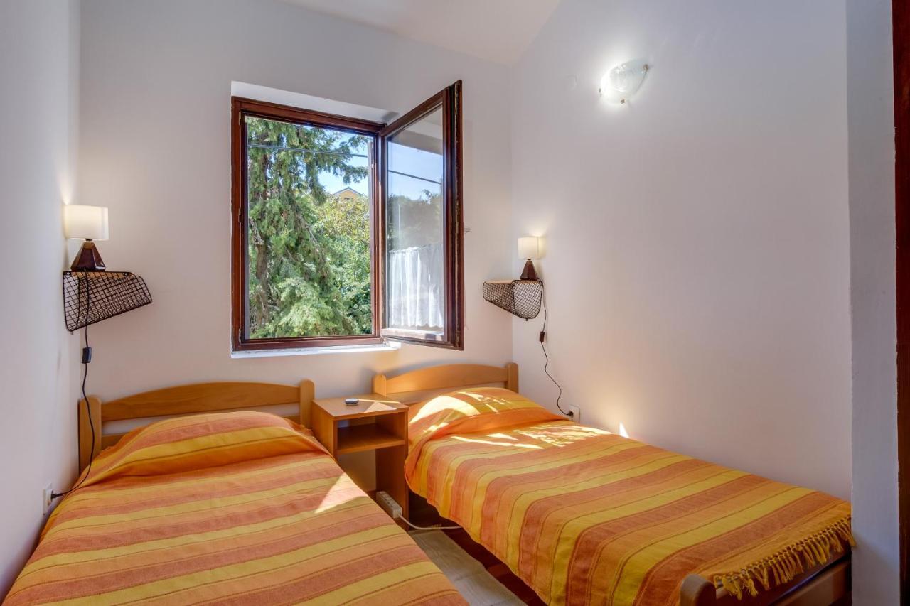 Oaza Apartment Mali Losinj Exterior photo